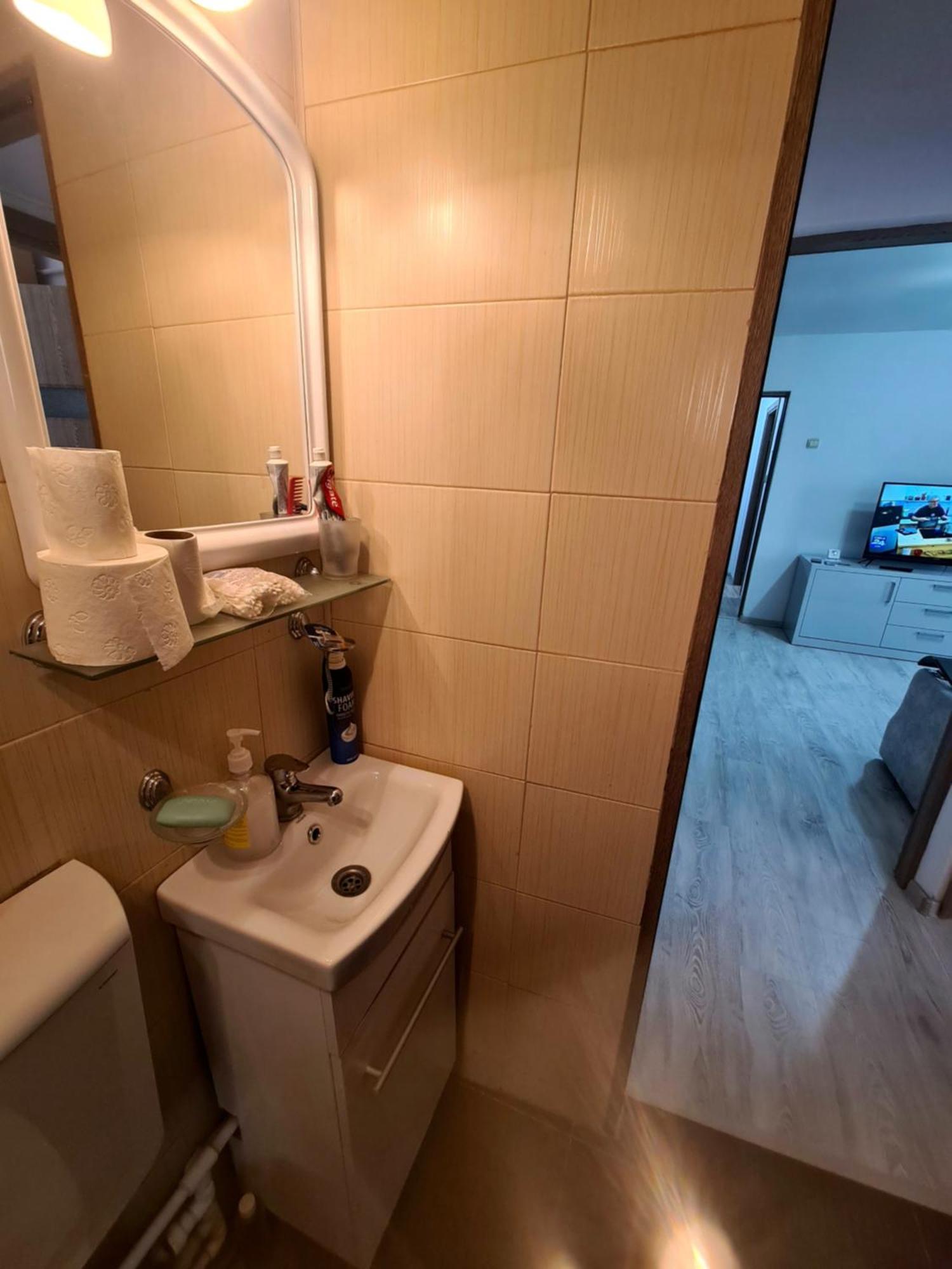 Apartament 2 Camere Etaj 4 Din 4 Craiova Exterior photo