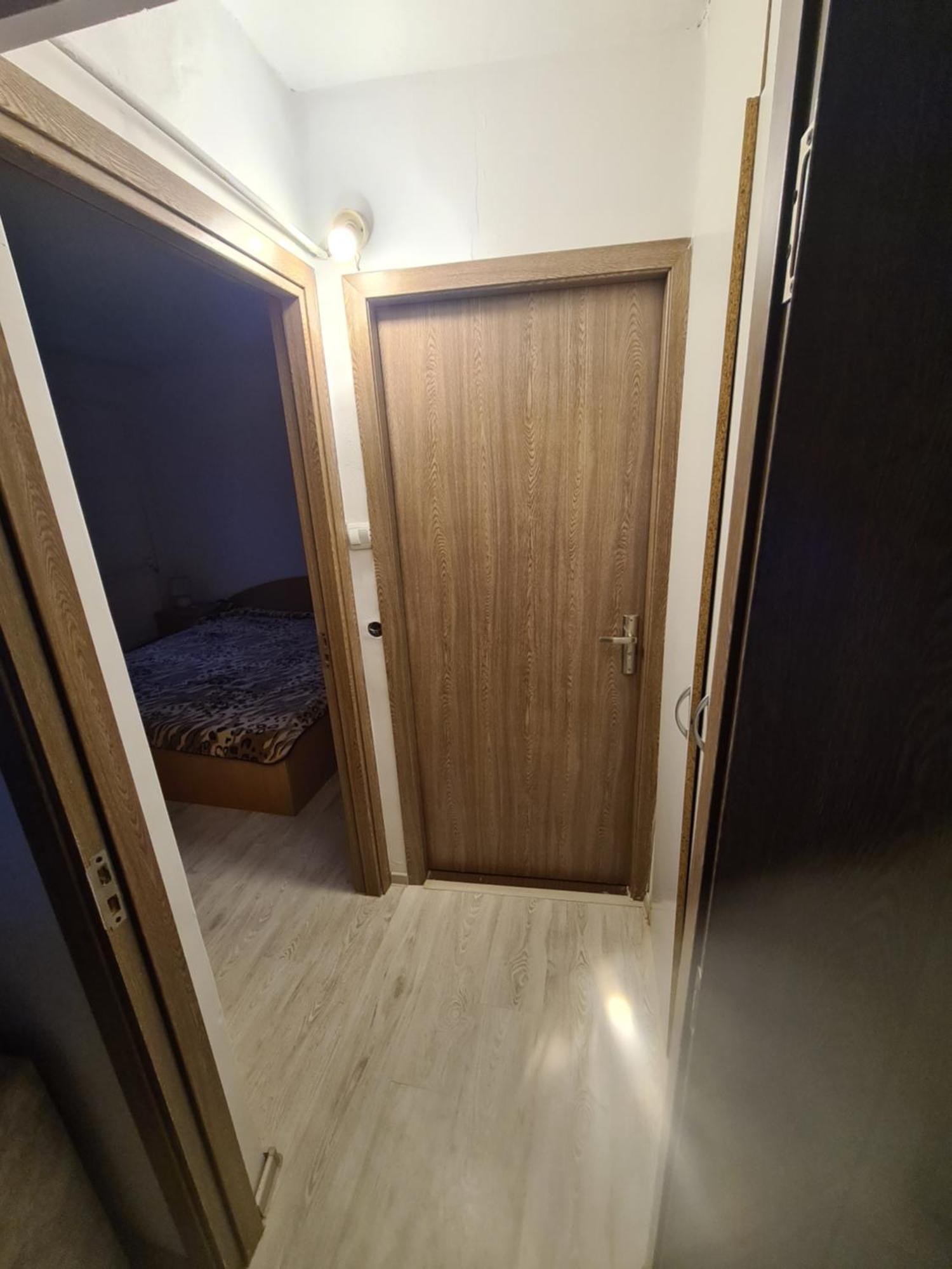 Apartament 2 Camere Etaj 4 Din 4 Craiova Exterior photo